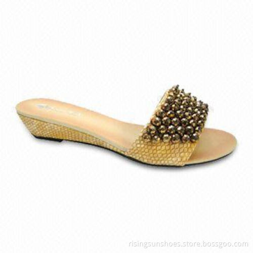 Women's Fashion Small Wedge Slippers with Fake Snakeskin Upper, Customized Designs/Logos are Welcome